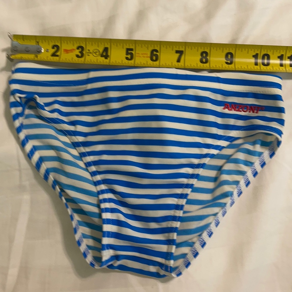 Boys swim brief
